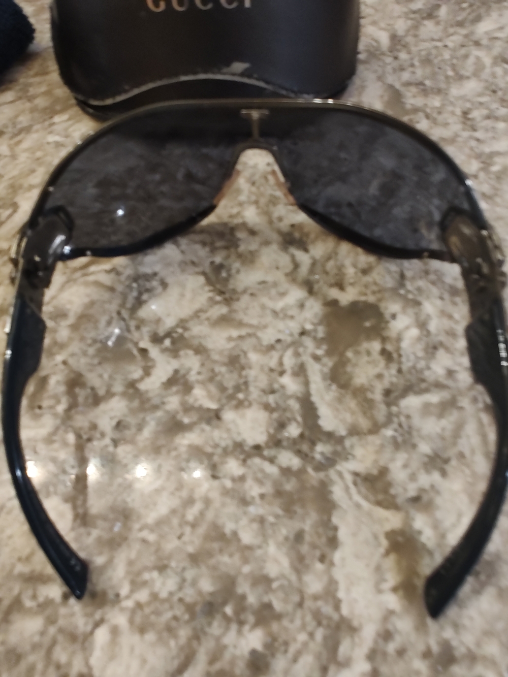 Gucci Vintage Silver-Tinted Shield Sunglasses - Picture 4 of 6